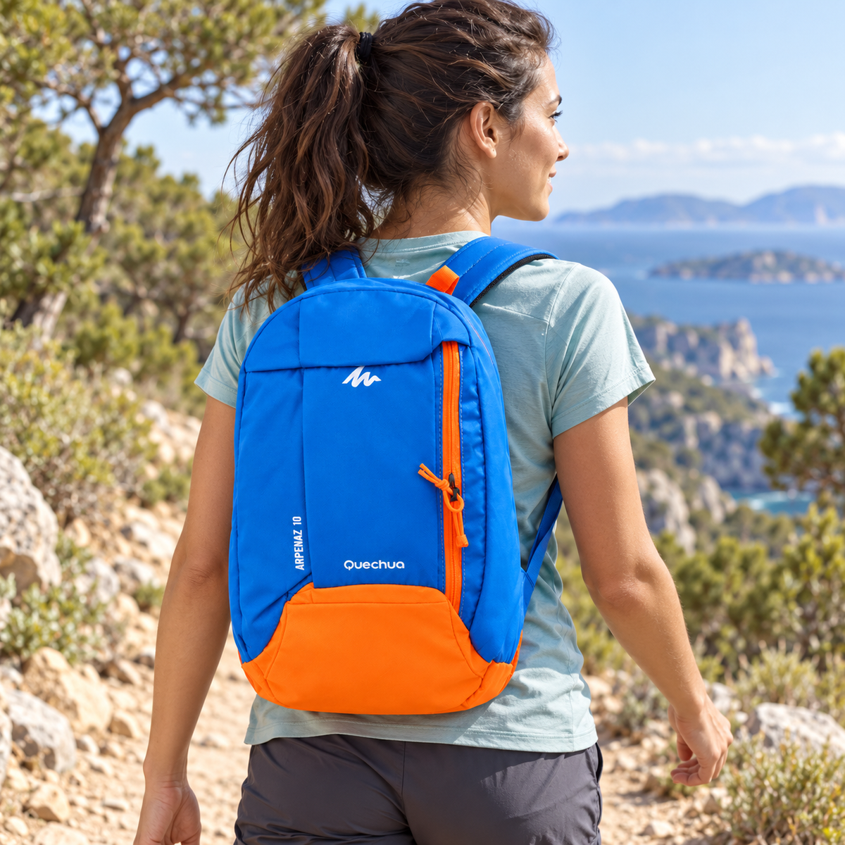 حقيبة ظهر رياضية Quechua Arpenaz 10L – أزرق × برتقالي | Quechua Arpenaz 10L Backpack