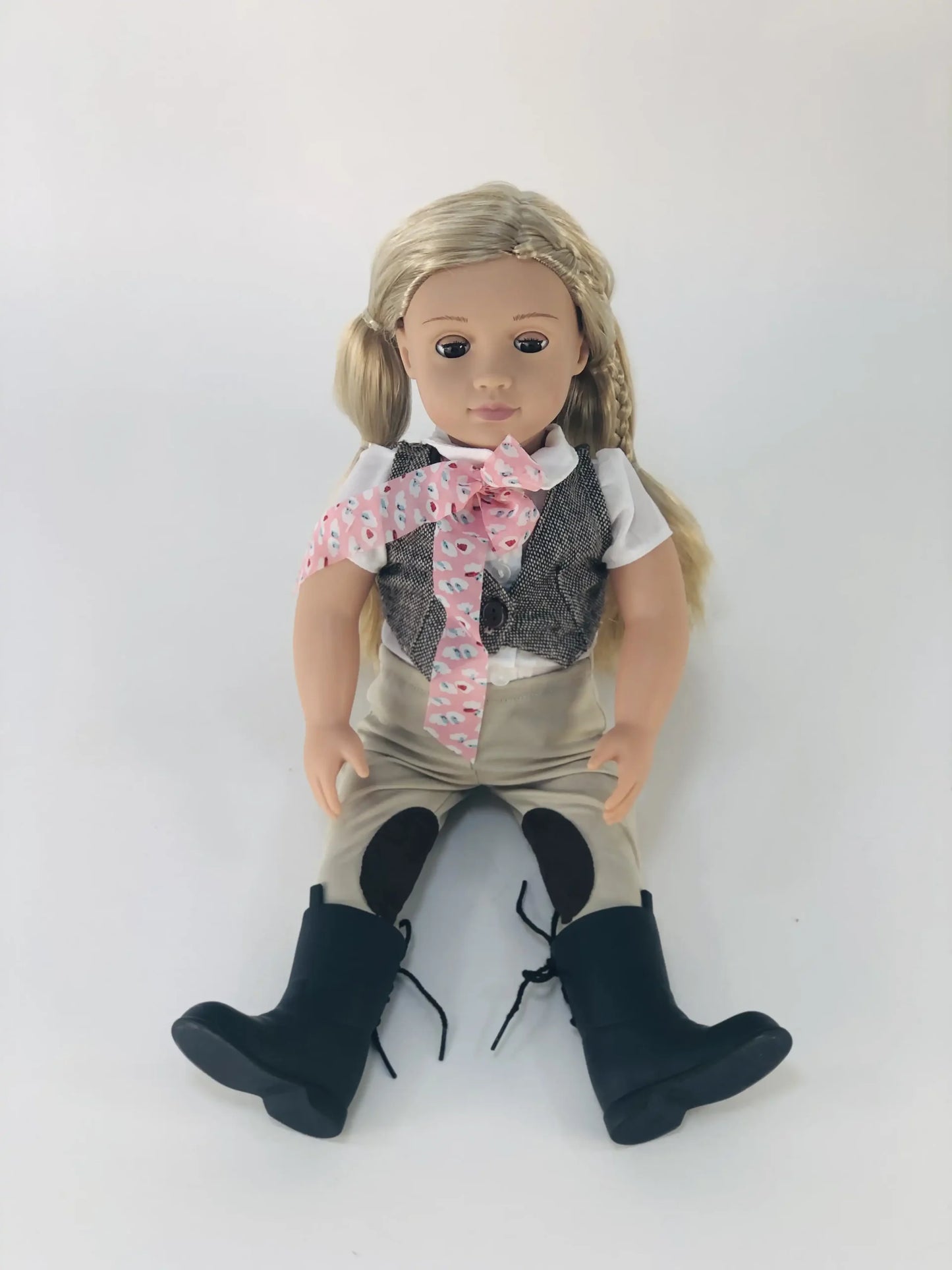 دمية فروسية Our Generation Leah Doll