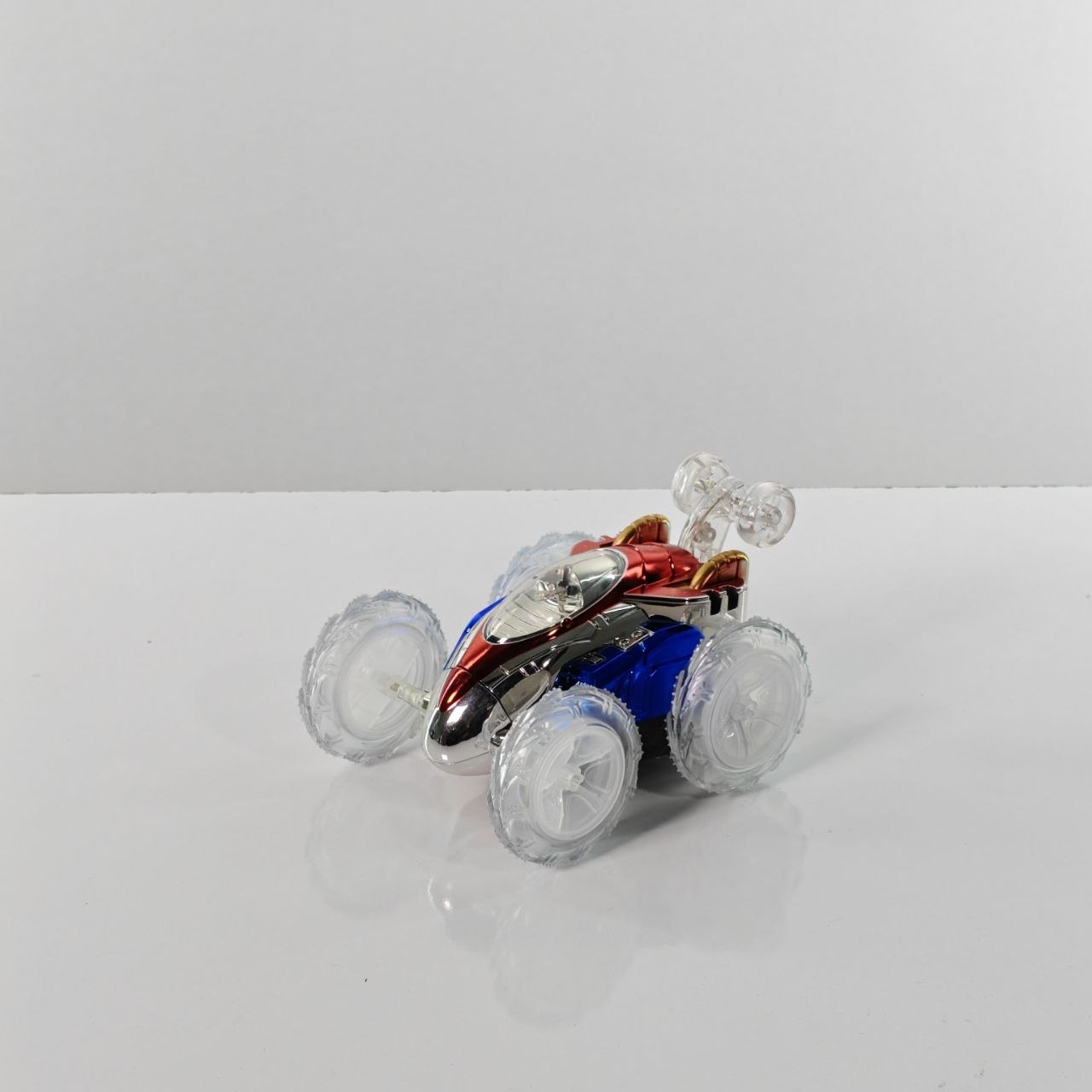 سيارة أكروبات بالدوران 360 Dasher Stunt Car