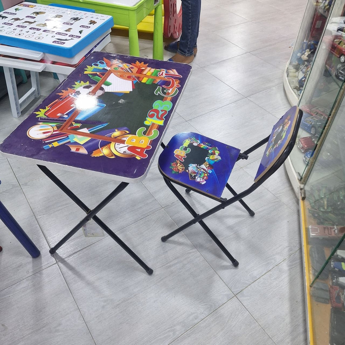 طقم طاولة وكرسي مدرسي قابل للطي بطبعة ABC | Folding Kids Study Desk Set