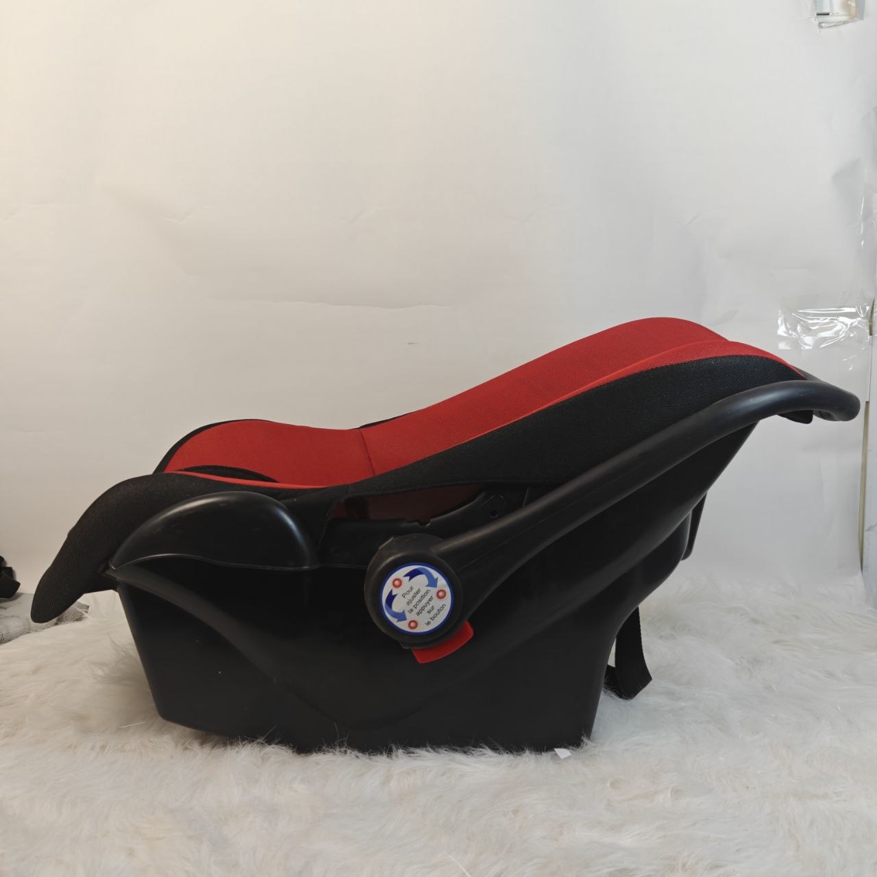 مقعد سيارة للبيبي – Siège auto bébé