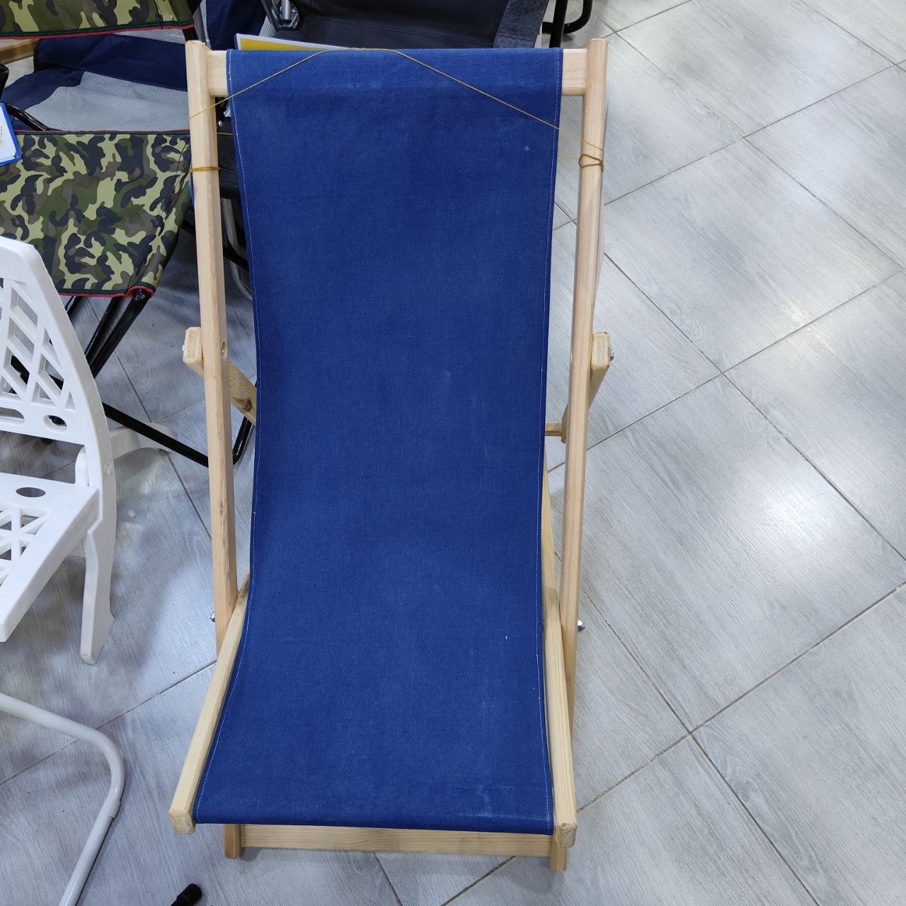 كرسي شاطئ خشبي أزرق قابل للطي | Blue Wooden Folding Beach Chair