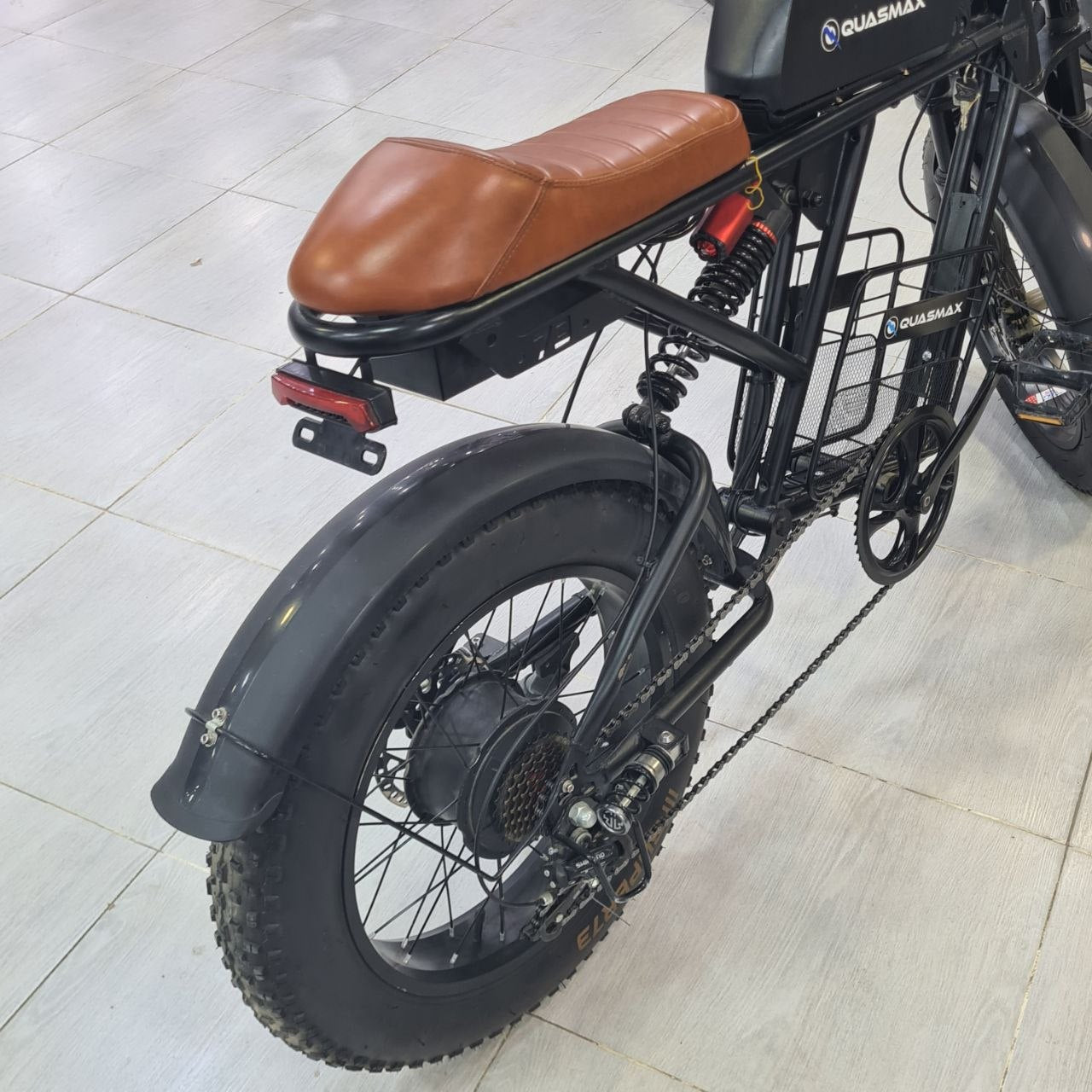 دراجة كهربائية QUASMAX بسلة أمامية | QUASMAX Electric Utility Bike