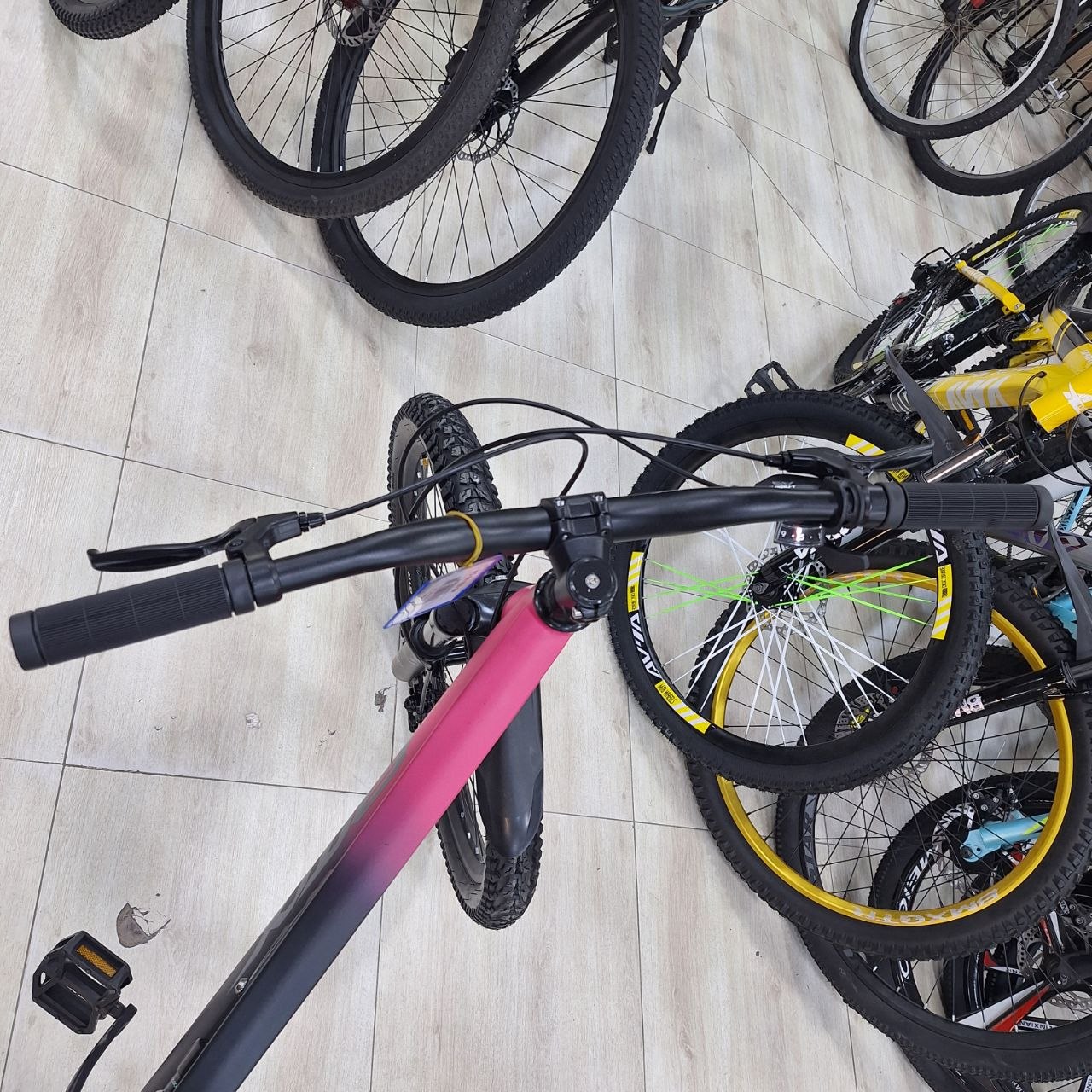 دراجة هوائية BIX للشباب والكبار مقاس 26 بتصميم جبلي وفرامل قرصية | BIX 26” Mountain Bike with Disc Brakes