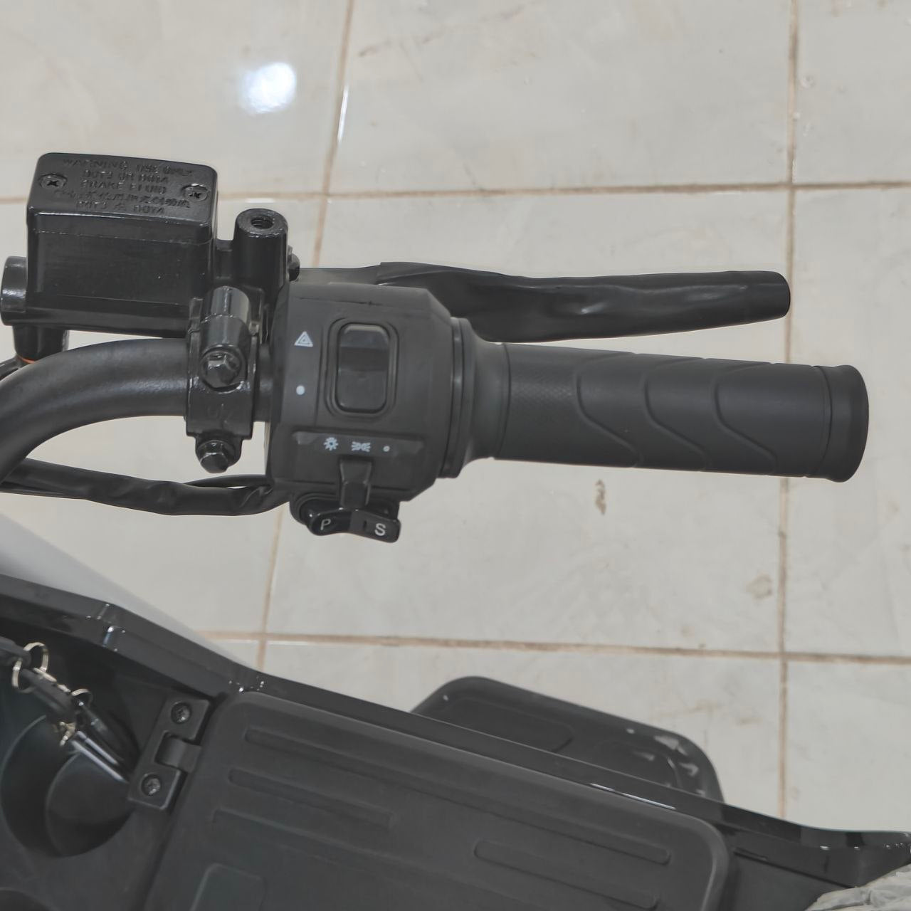 موطو SDA U2 Electric Scooter - صورة شاملة للمنتج