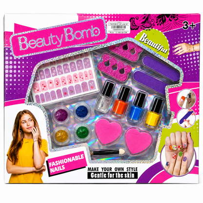 طقم تزيين الأظافر Beauty Bomb | Beauty Bomb Fashionable Nails Set