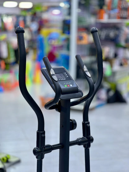آلة تمارين بيضاوية (Elliptical Trainer) 110 KG دفع أمامي