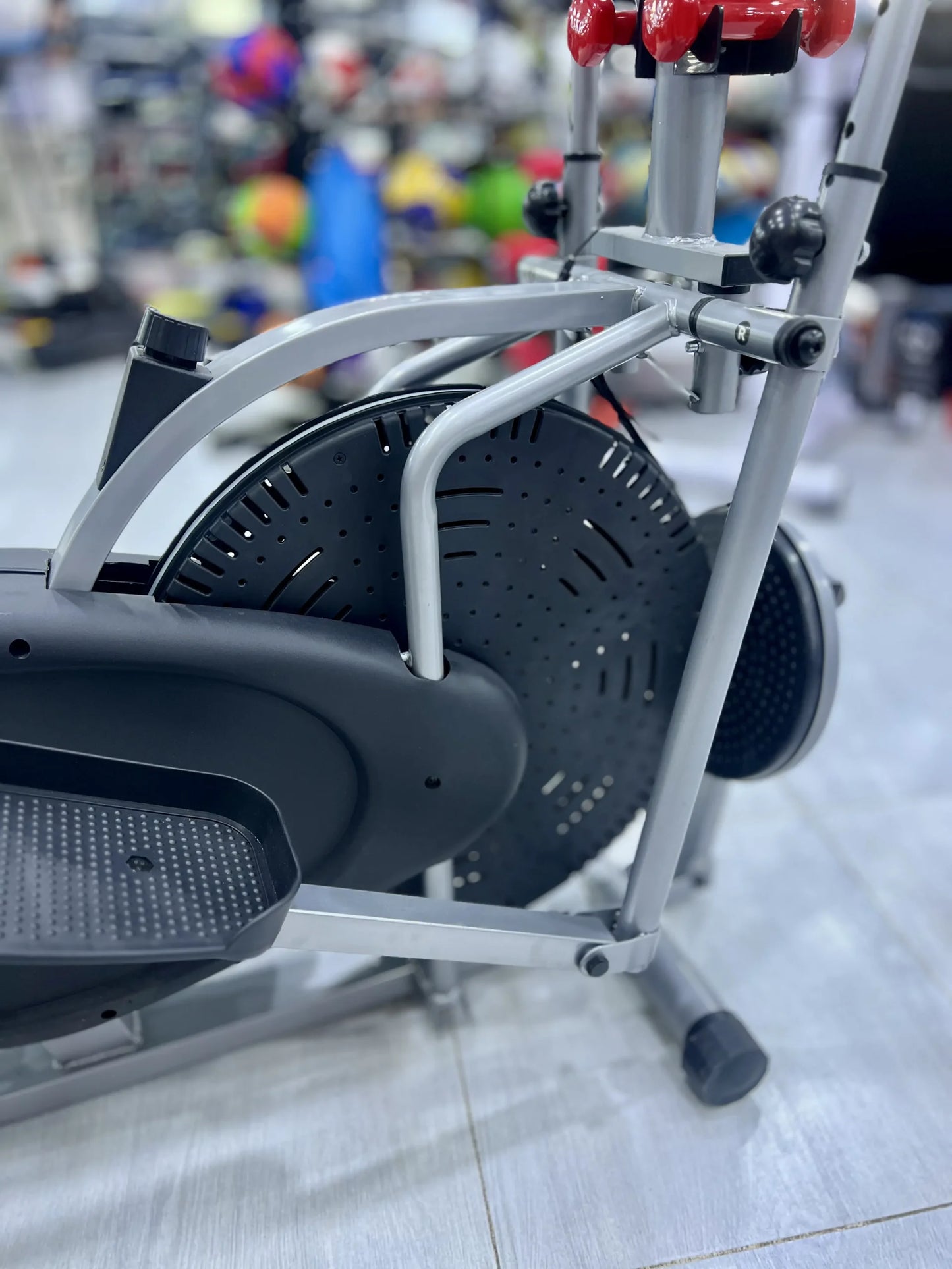 جهاز تمارين بيضاوية (إليبتيكال) Orbitrac 110KG