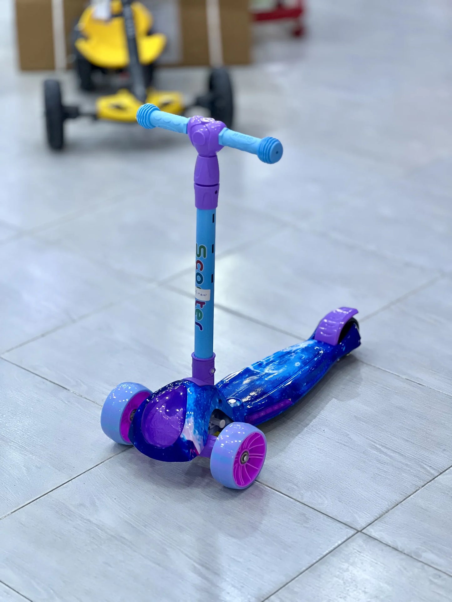 سكوتر أطفال بثلاث عجلات أزرق أرجواني scooter