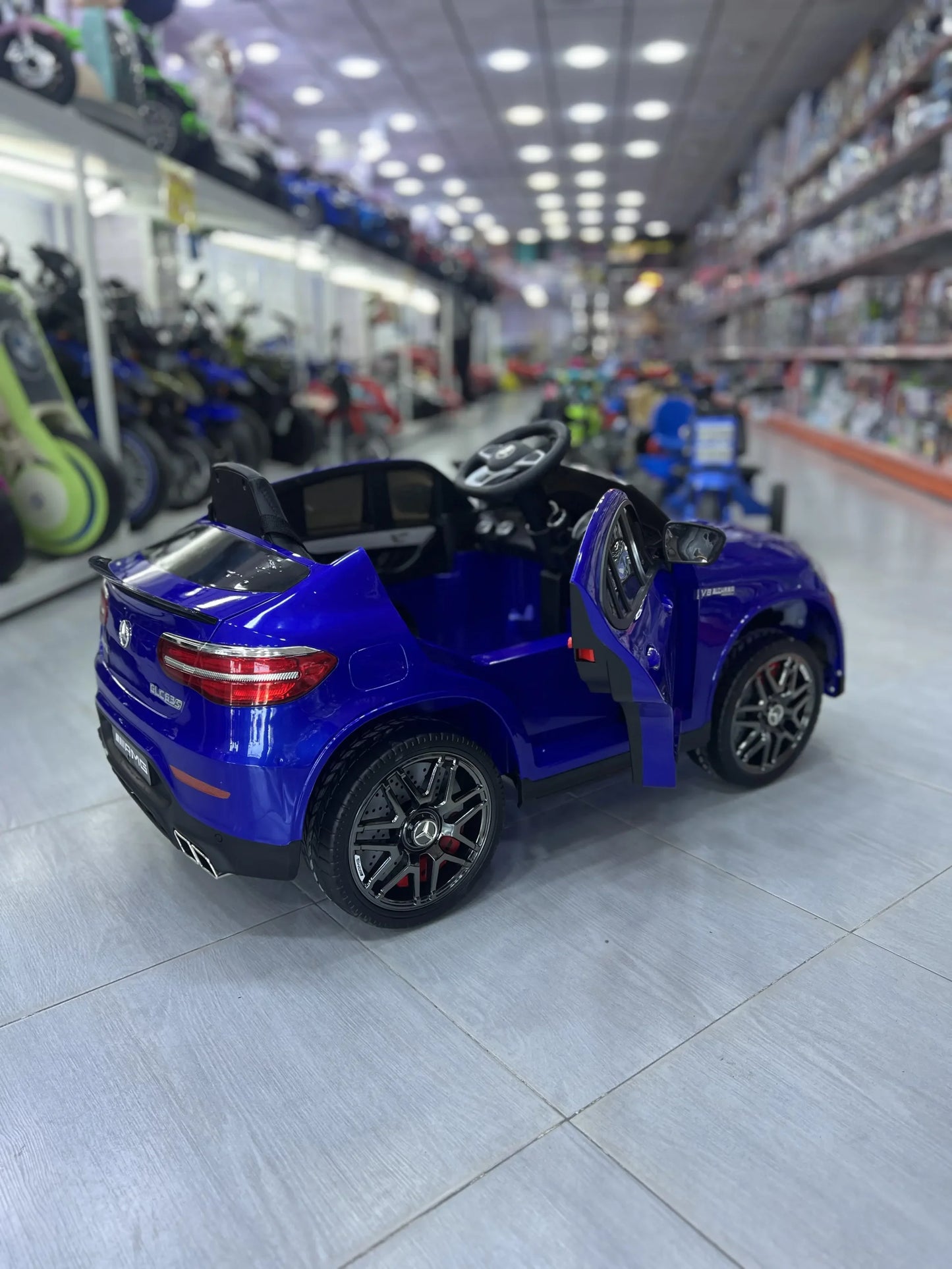 سيارة كهربائية للأطفال Mercedes-Benz AMG GLC 63S
