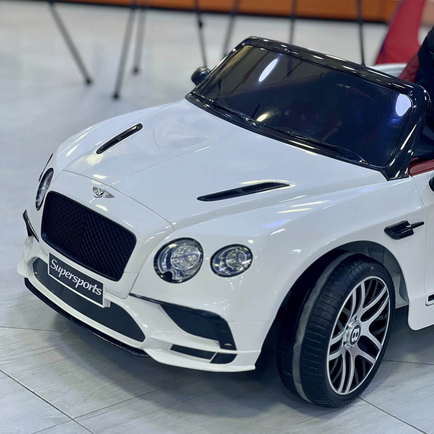 سيارة كهربائية للأطفال Bentley Continental Supersports