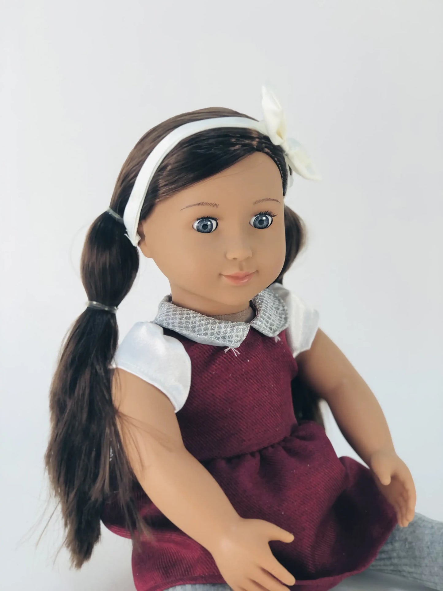 دمية كلاسيكية  Our Generation Milana Doll