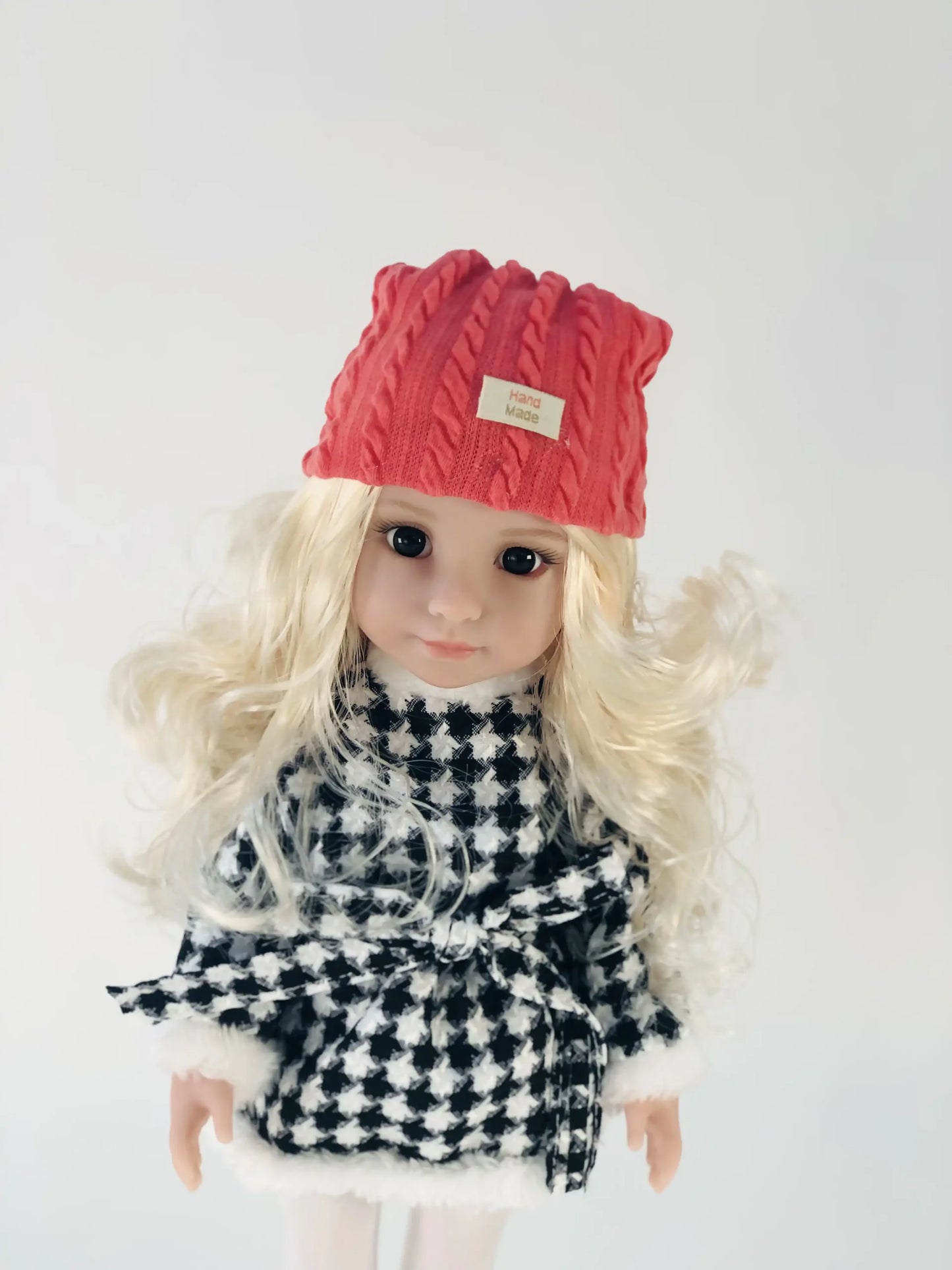 مية شقراء Blonde Fashion Doll