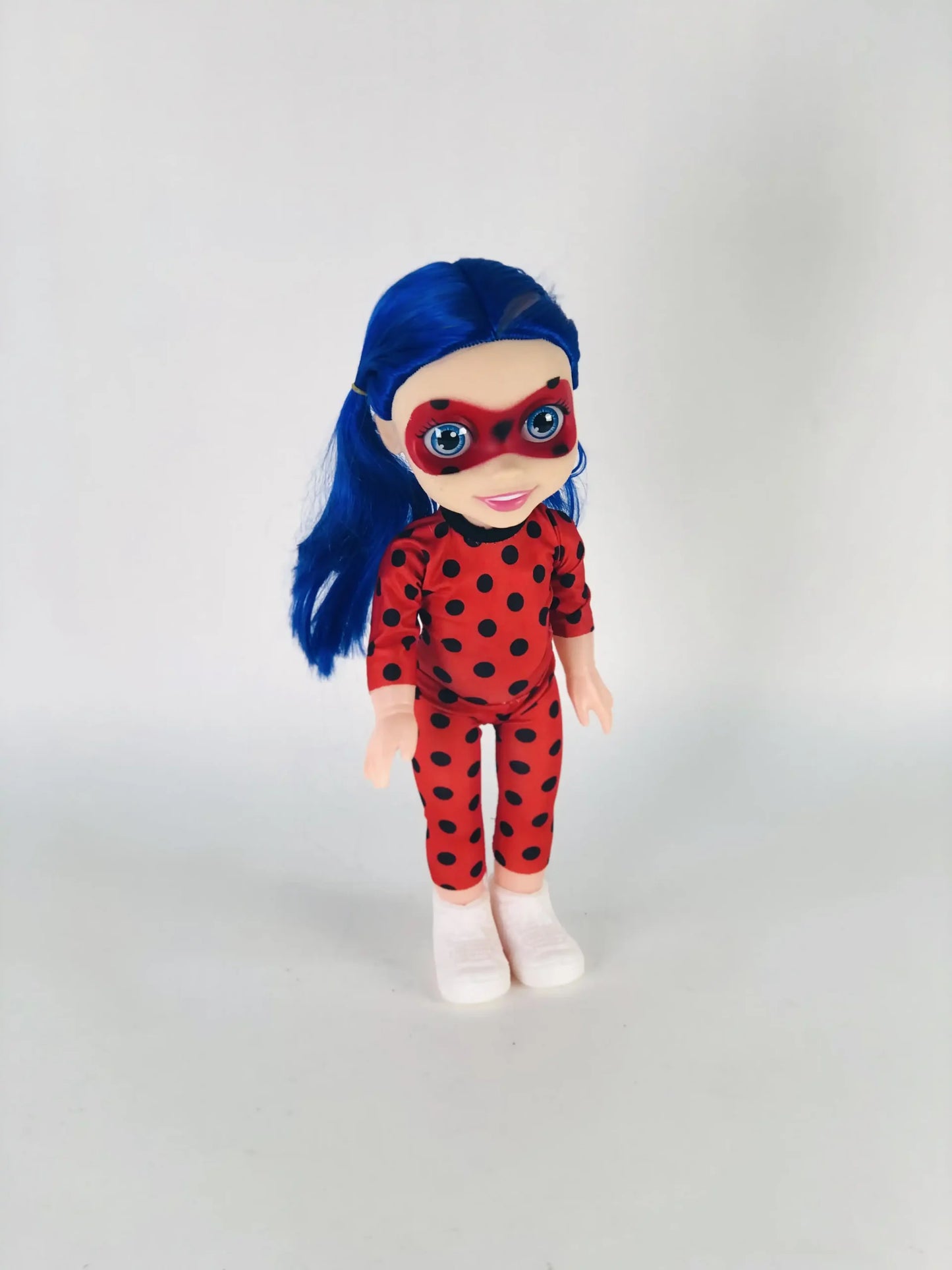دمية Ladybug المصغرة من  Ladybug Mini Doll