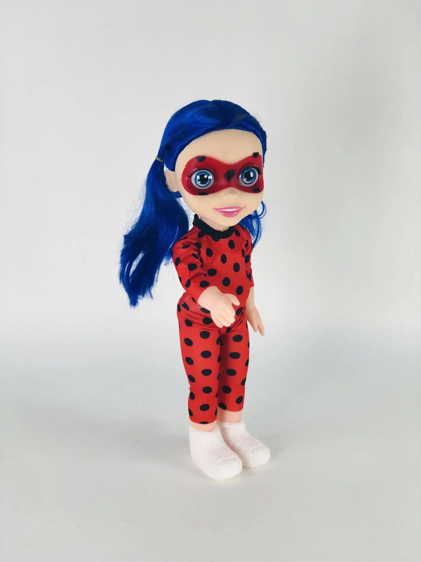 دمية Ladybug المصغرة من  Ladybug Mini Doll