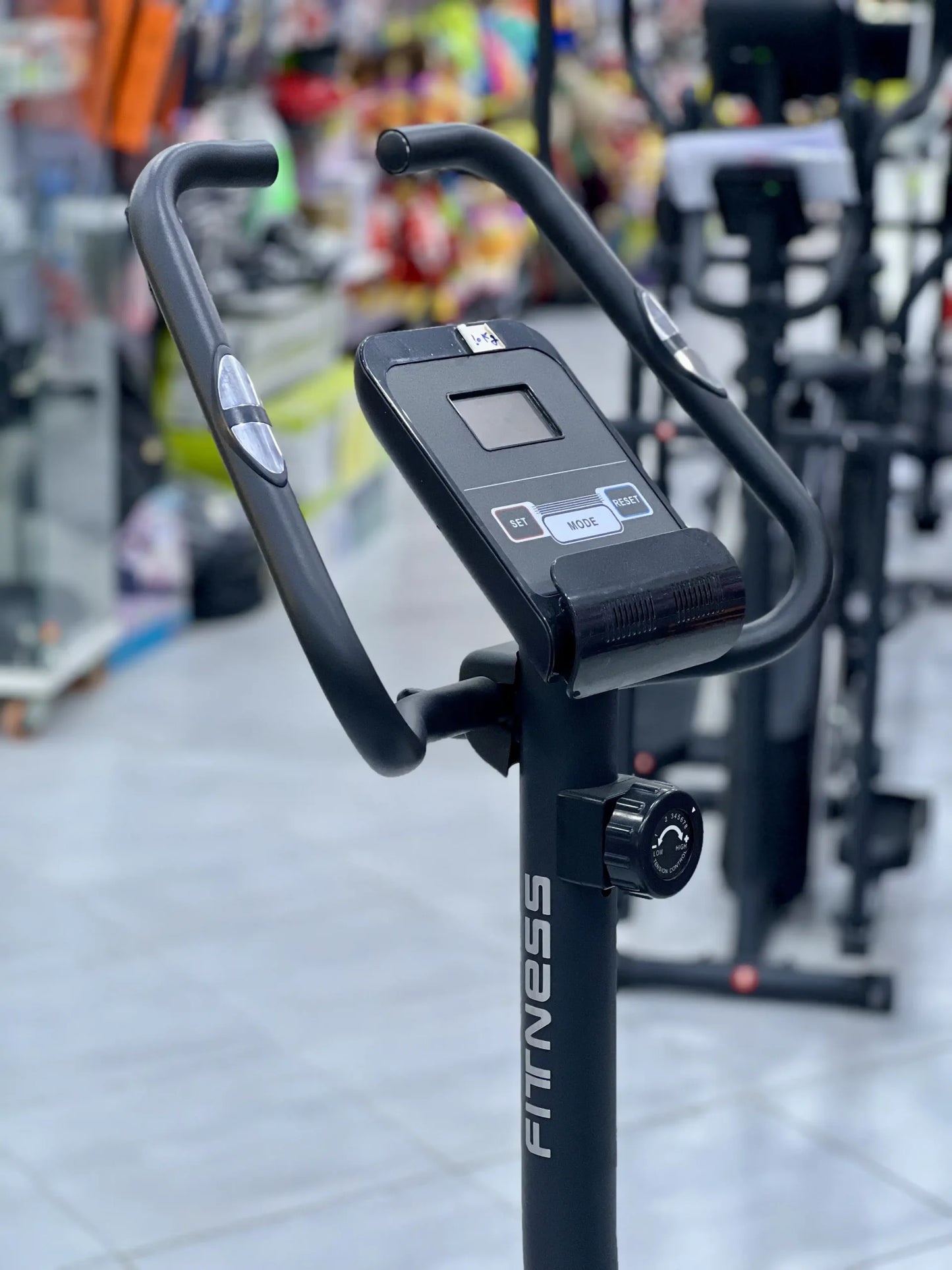 دراجة رياضية داخلية FITNESS BIKE 120KG