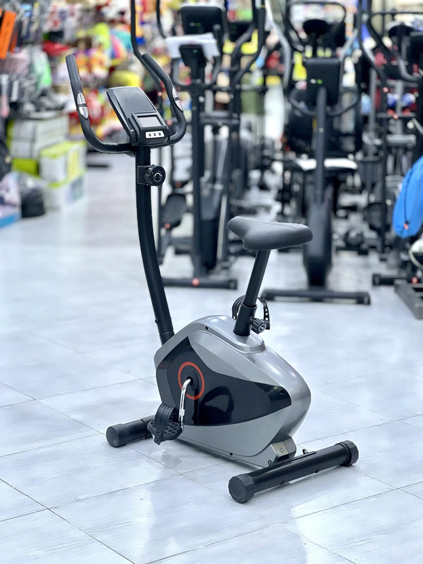 دراجة داخلية رياضية 100KG Exercise Bike