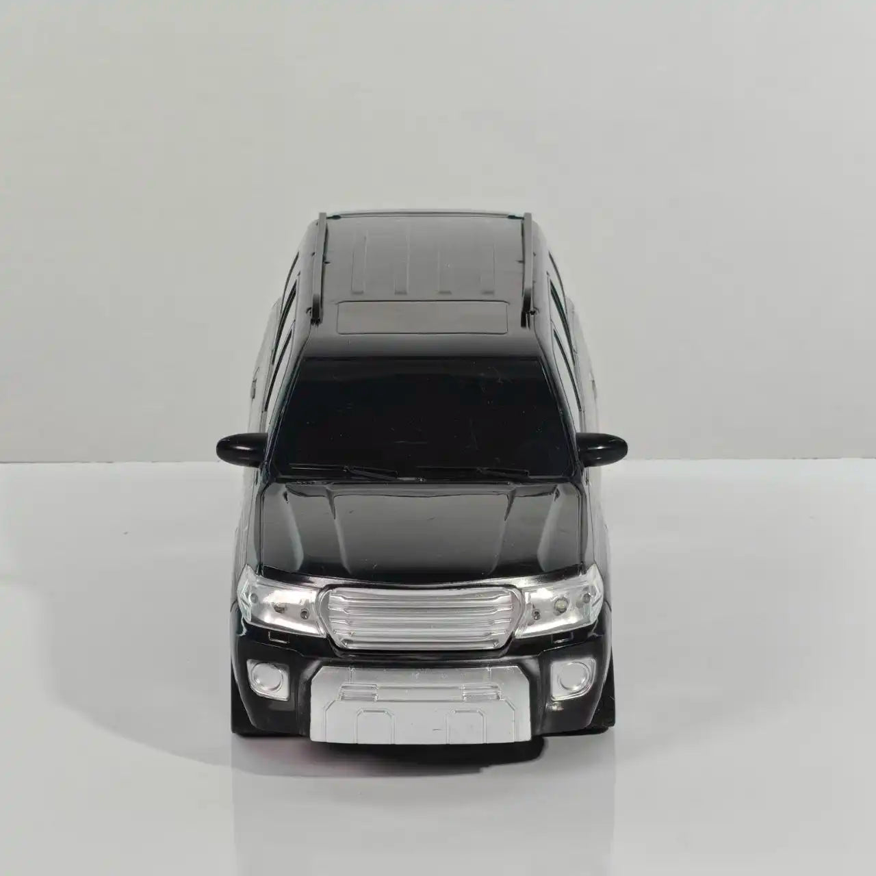 سيارة تويوتا لاند كروزر للأطفال لاسلكية Toyota Land Cruiser RC Car