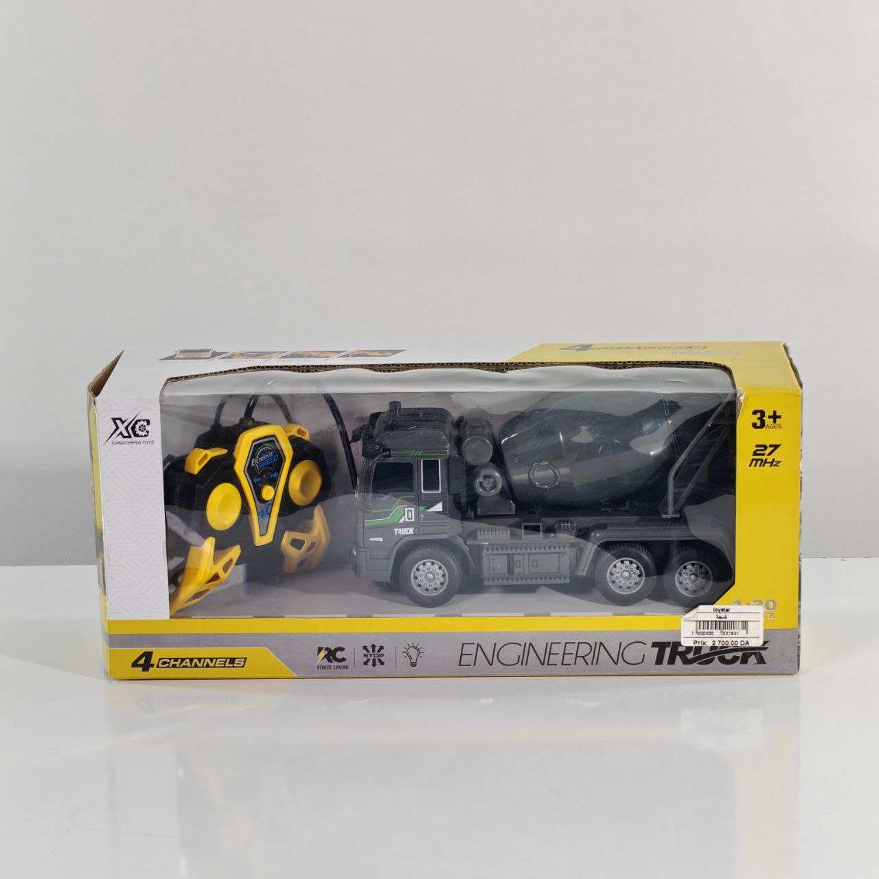 شاحنة خلط خرسانة  XC Truck Concrete Mixer RC