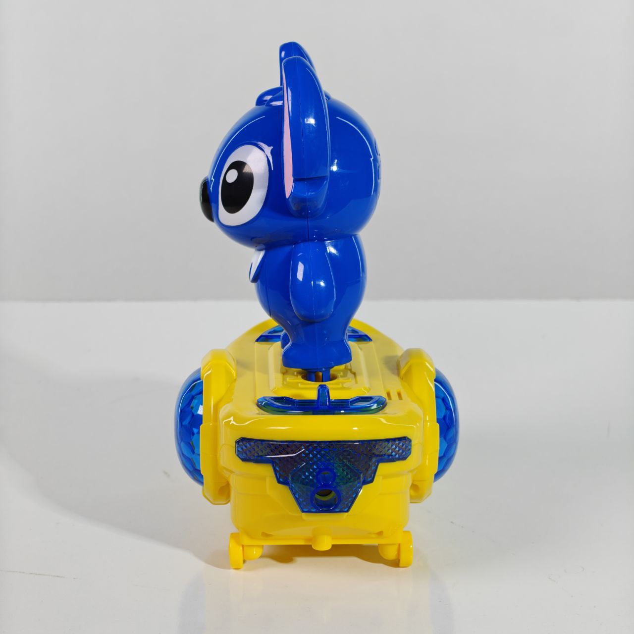 ستيچ على لوح التزلج Stitch RC Skateboard