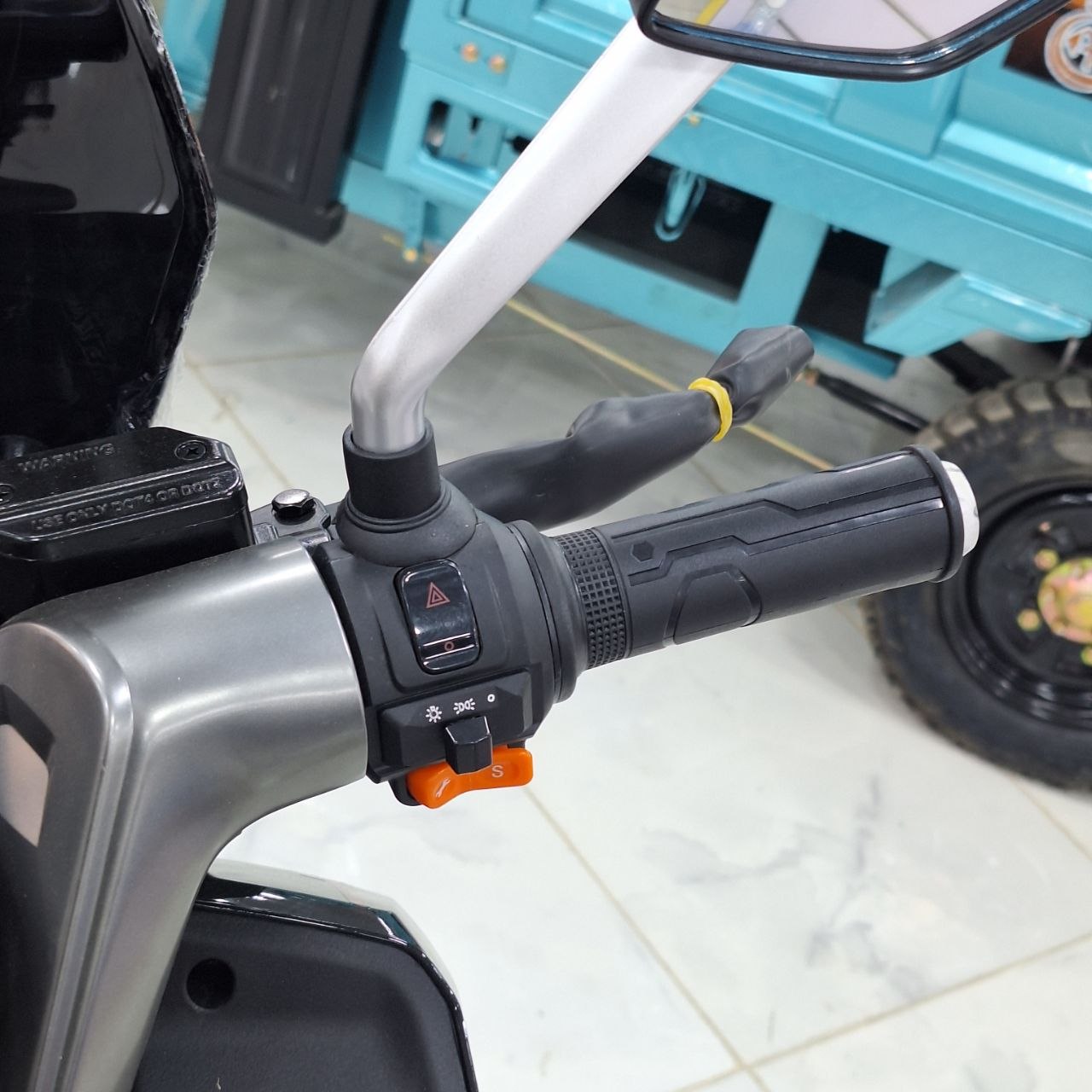 موطو كهربائية NIU KATANA للكبار بمحرك 1500W وبطارية ليثيوم | NIU KATANA Electric Scooter 1500W Lithium Battery