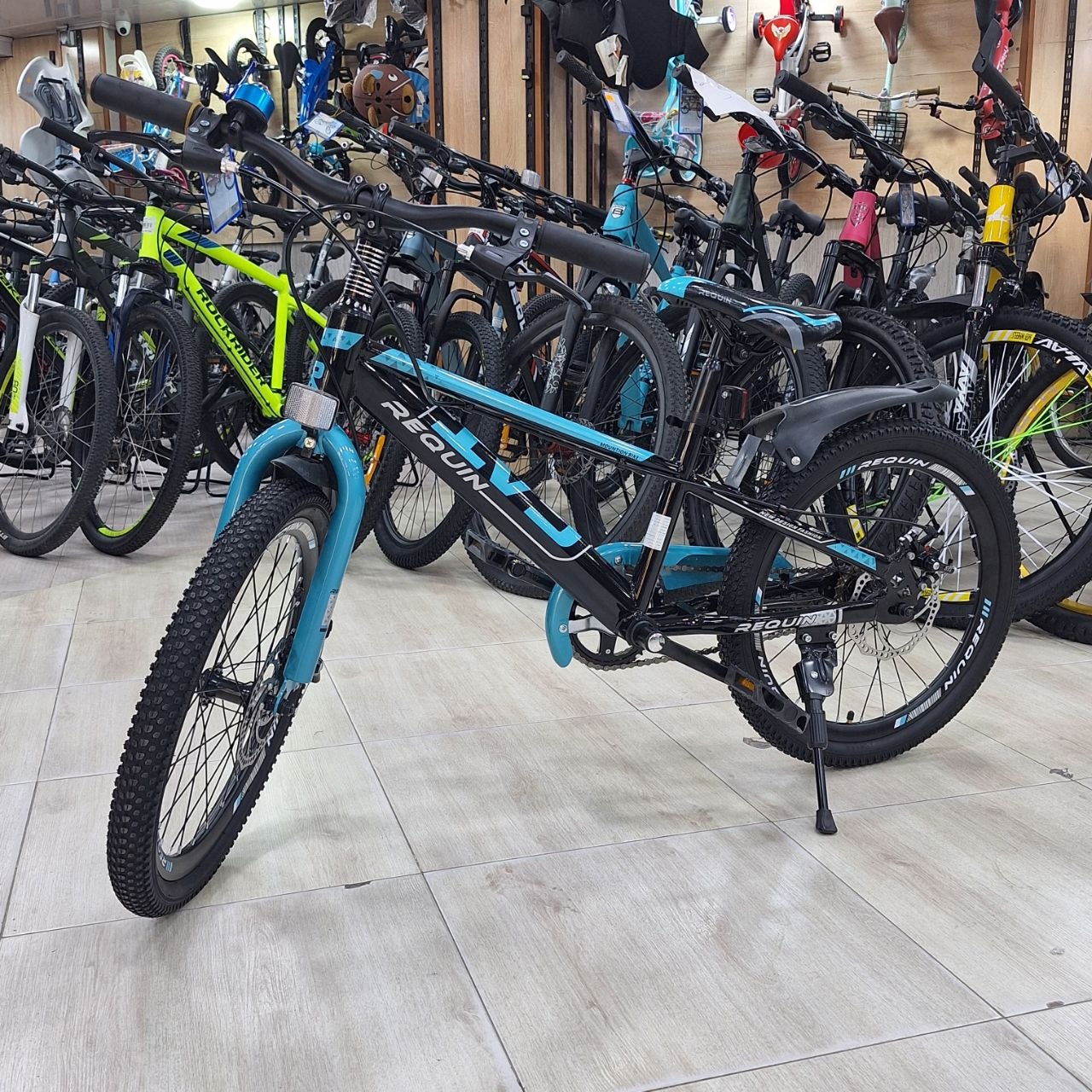 دراجة هوائية جبلية QUN للشباب بتصميم رياضي وفرامل قرصية | QUN Mountain Bike with Sport Design &amp; Disc Brakes