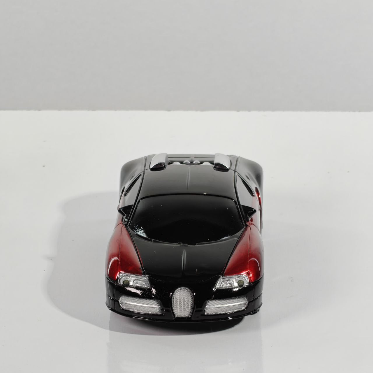 سيارة بوجاتي بالتحكم عن بعد Bugatti Car 1:24