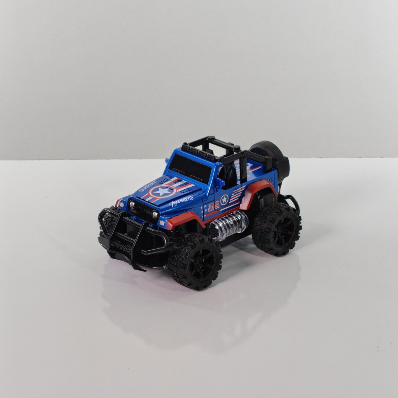 سيارة أفنجرز بالتحكم عن بعد Avengers RC 1:18
