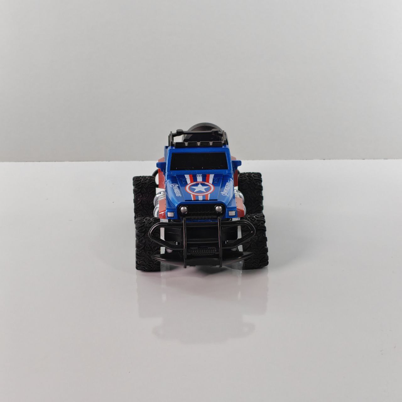 سيارة أفنجرز بالتحكم عن بعد Avengers RC 1:18