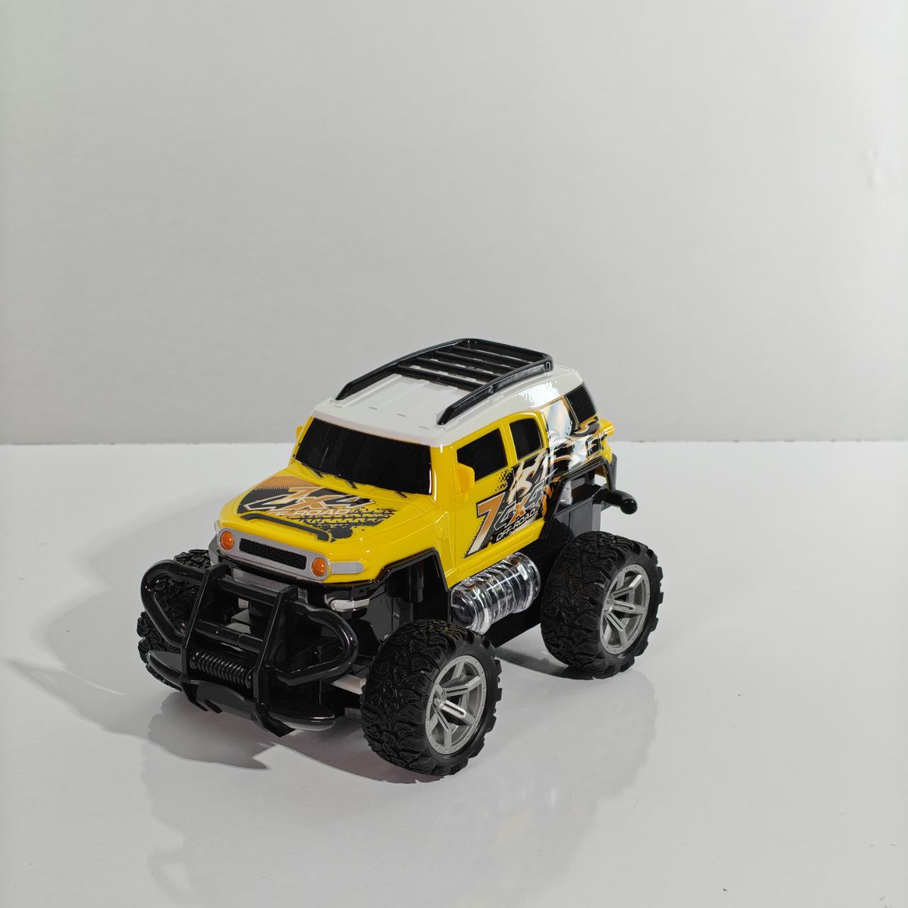 سيارة لعبة تحكم عن بعد BJL Off Road RC Car