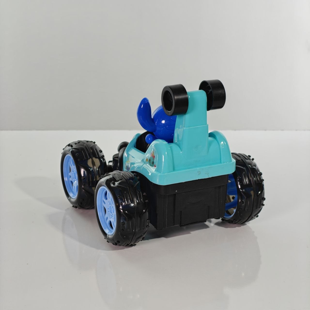 سيارة حيلة راقصة بالتحكم عن بعد Stitch RC Dancing Stunt Car
