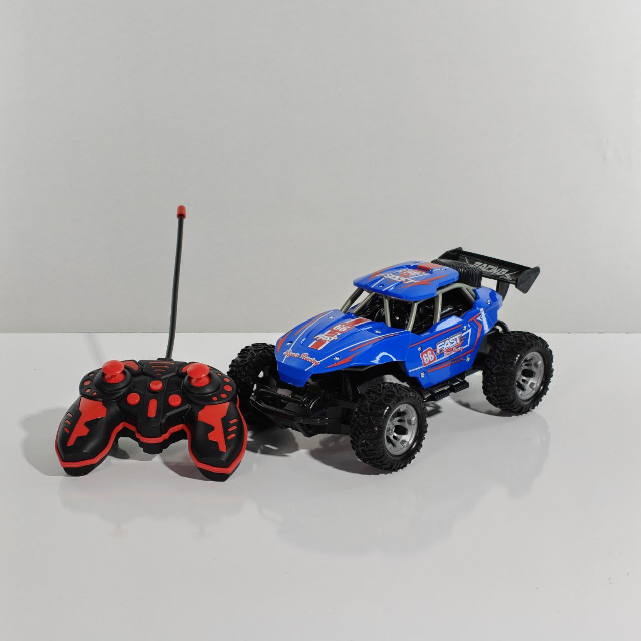 سيارة تحكم عن بعد للطرق الوعرة Off Road RC Climbing Car