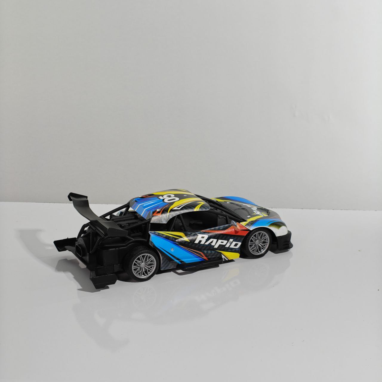 سيارة سباق تحكم عن بعد RC Racing Champion
