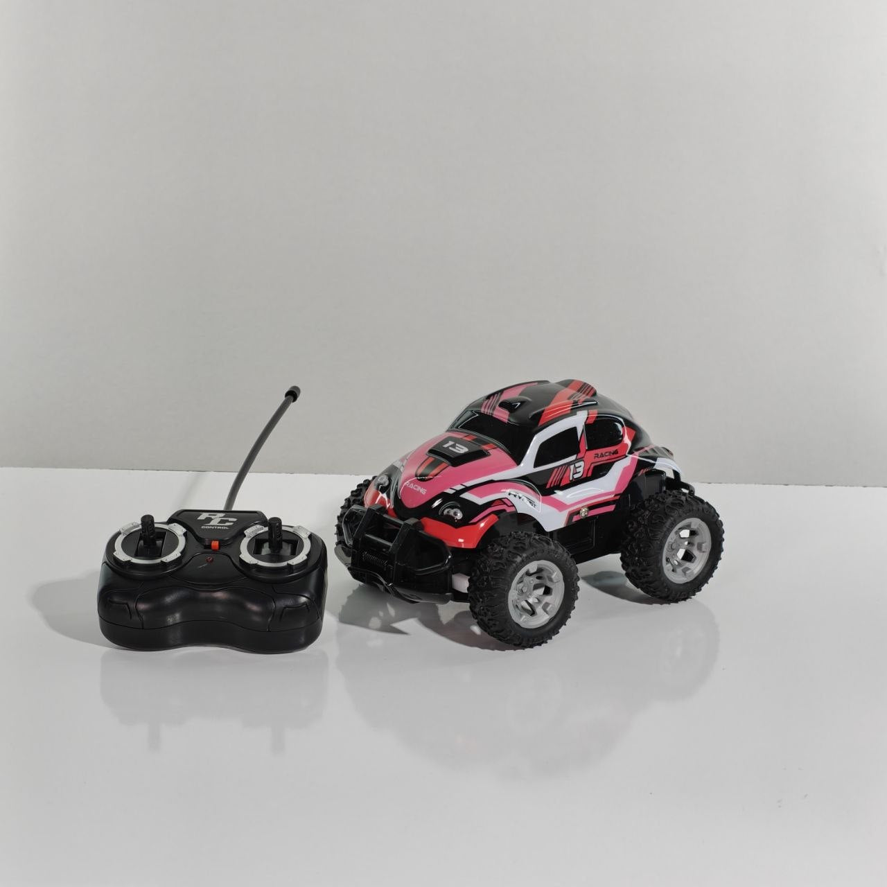 سيارة روفر تحكم عن بعد للطرق الوعرة Rover Off-Road RC Car