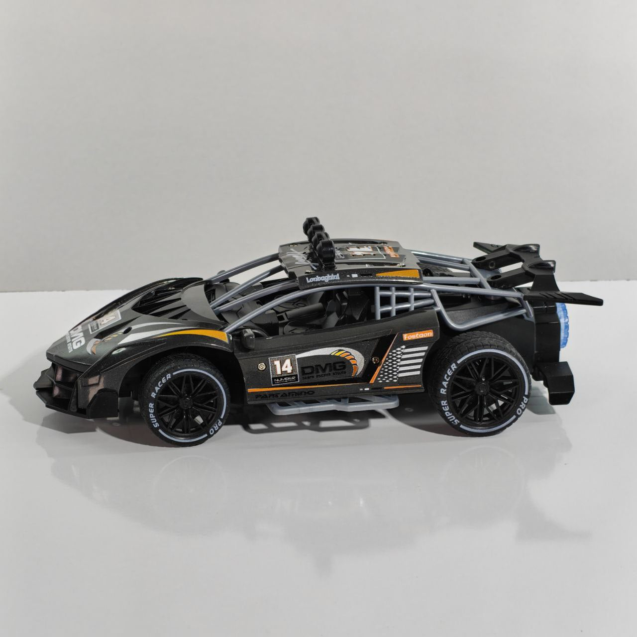 سيارة سباق تحكم عن بعد RC Drift Racing Car