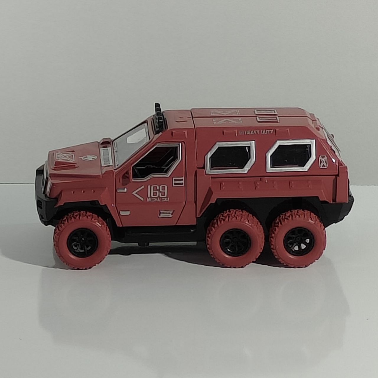 شاحنة عسكرية مدرعة تحكم عن بعد RC Armored Military Truck
