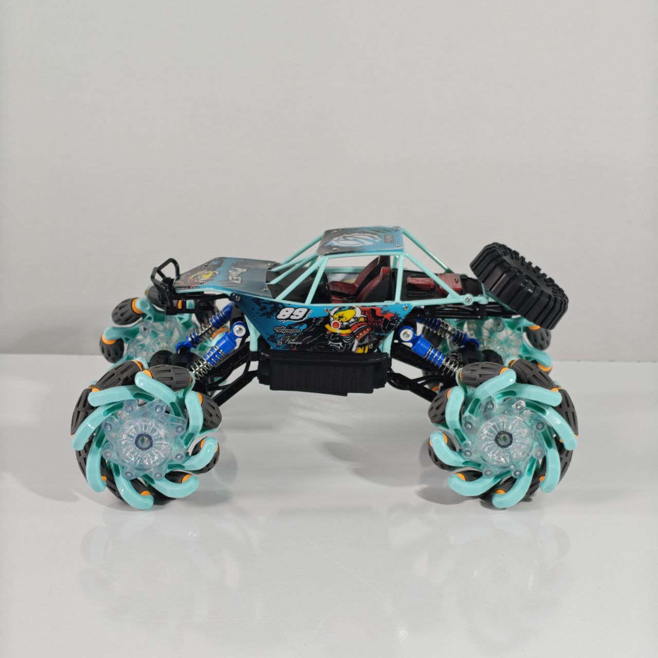 سيارة تسلق دفع رباعي  1:14  Climbing Car KIA DOING