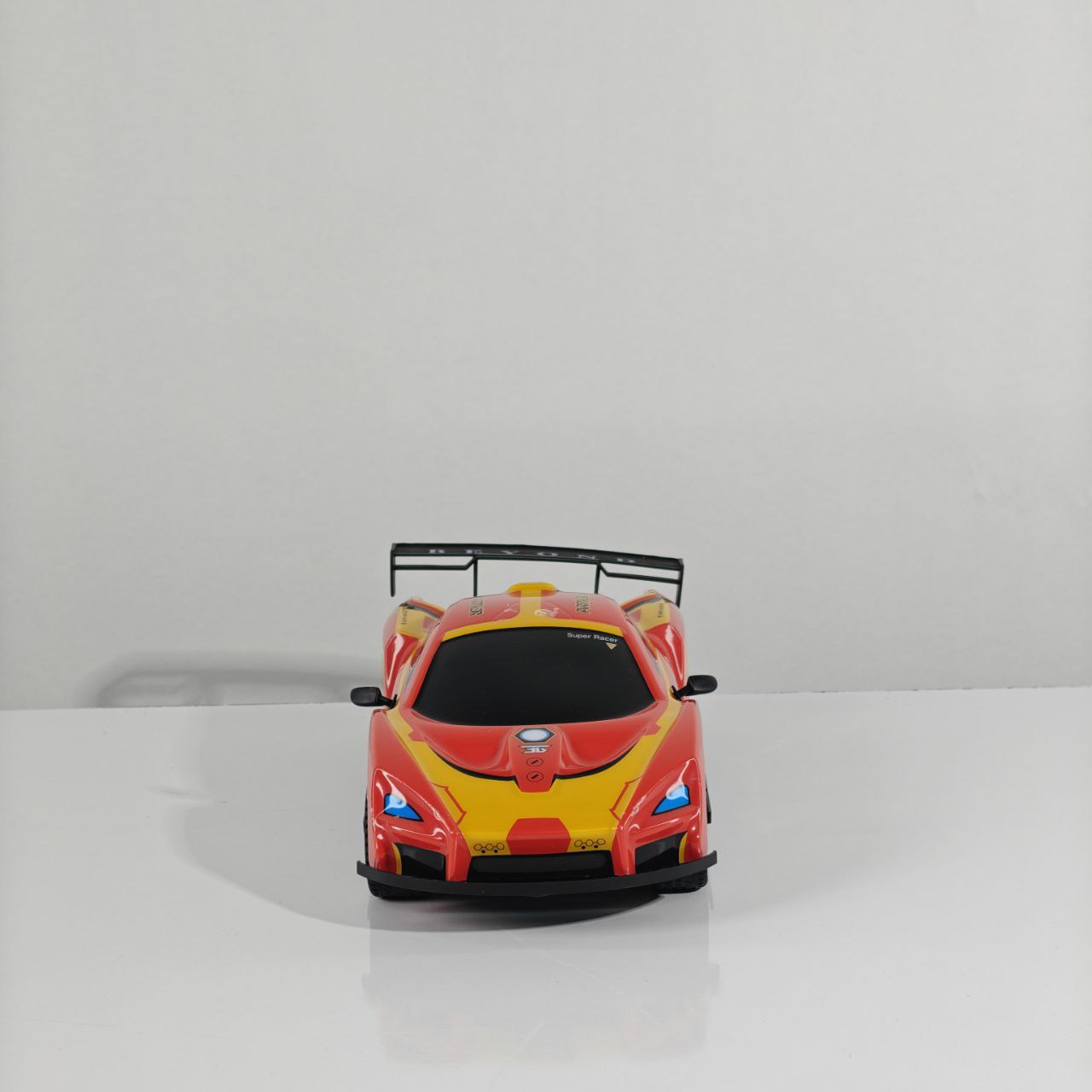 سيارة سباق سوبيريور  1:12  Superior RC Racing Car