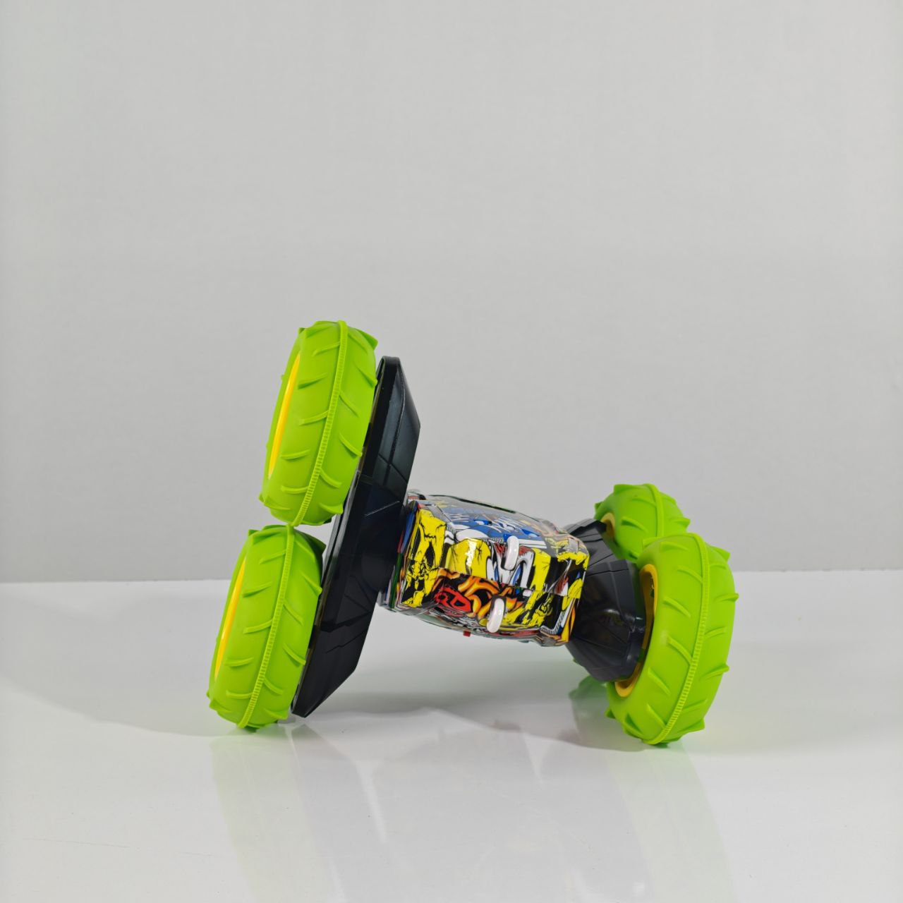 سيارة بهلوانية مزدوجة الوجه  Boarse Double Sided Stunt Car