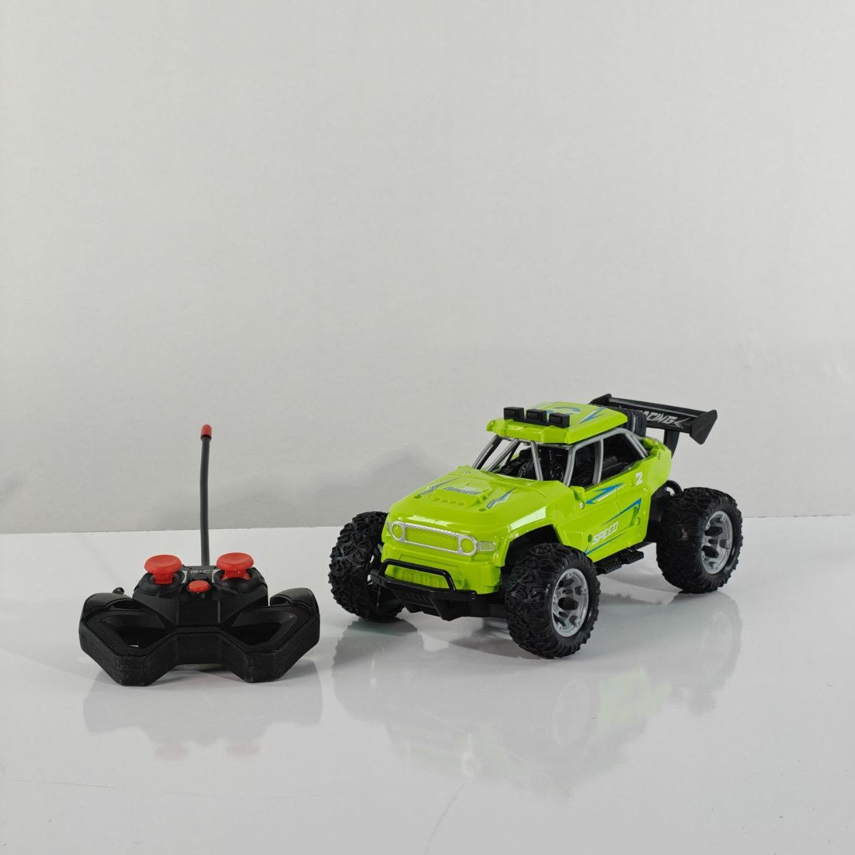 سيارة تحكم عن بعد للطرق الوعرة Off-Road 1:20