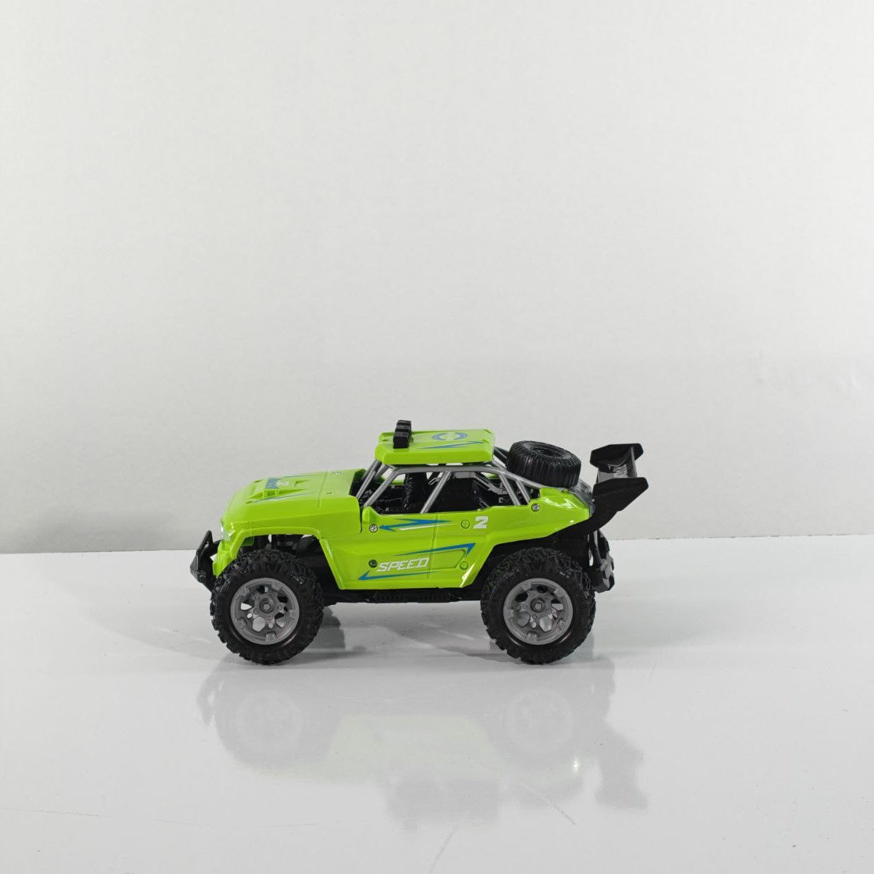 سيارة تحكم عن بعد للطرق الوعرة Off-Road 1:20