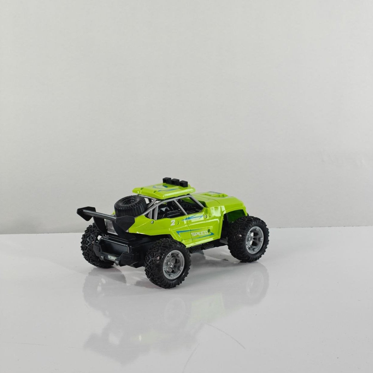 سيارة تحكم عن بعد للطرق الوعرة Off-Road 1:20