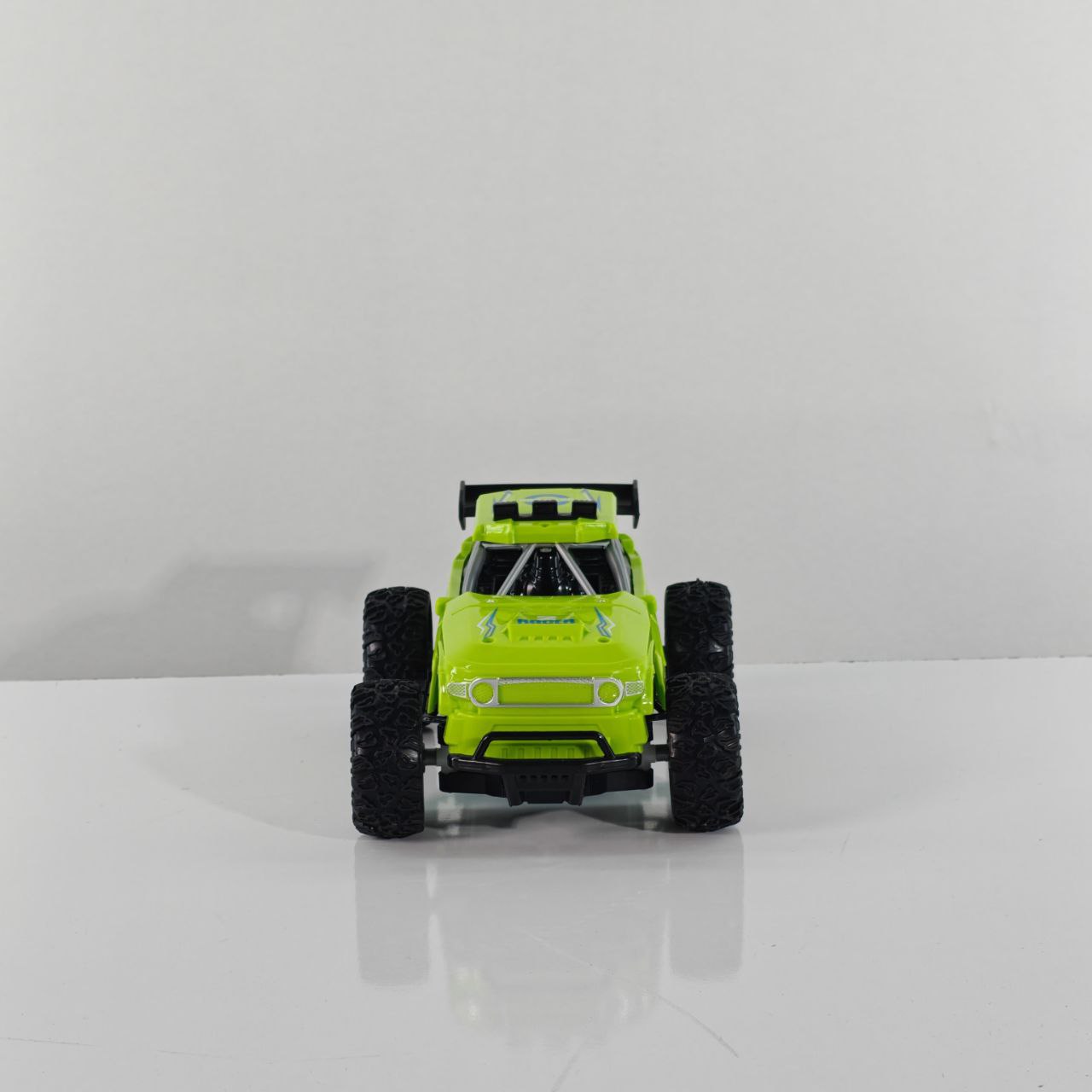 سيارة تحكم عن بعد للطرق الوعرة Off-Road 1:20