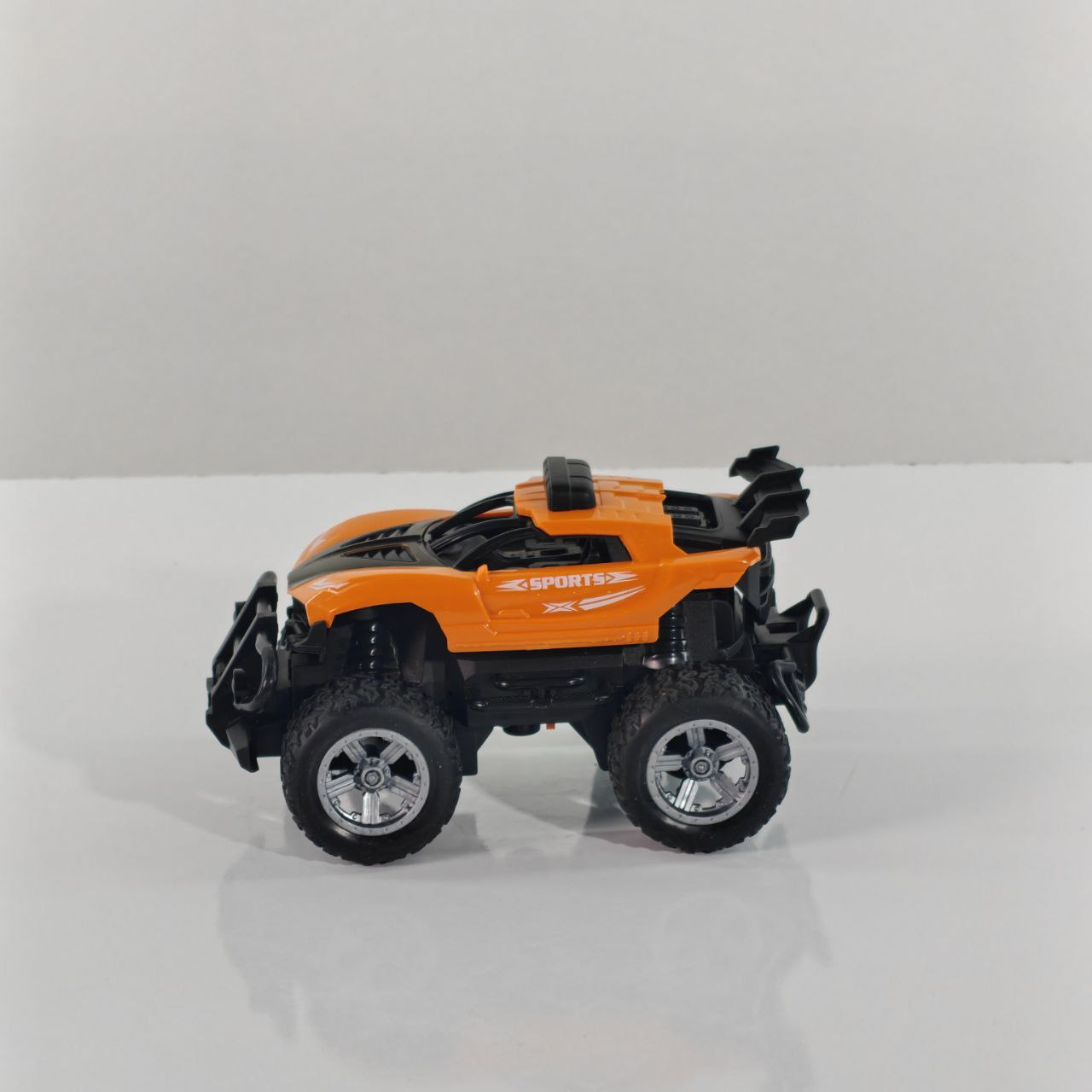 سيارة تسلق صغيرة بالتحكم عن بعد RC Mini Climbing Car