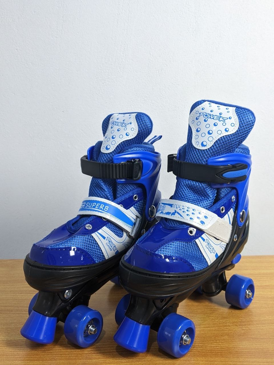 طقم حذاء تزلج مع معدات حماية | Kids Roller Skates Protective Set