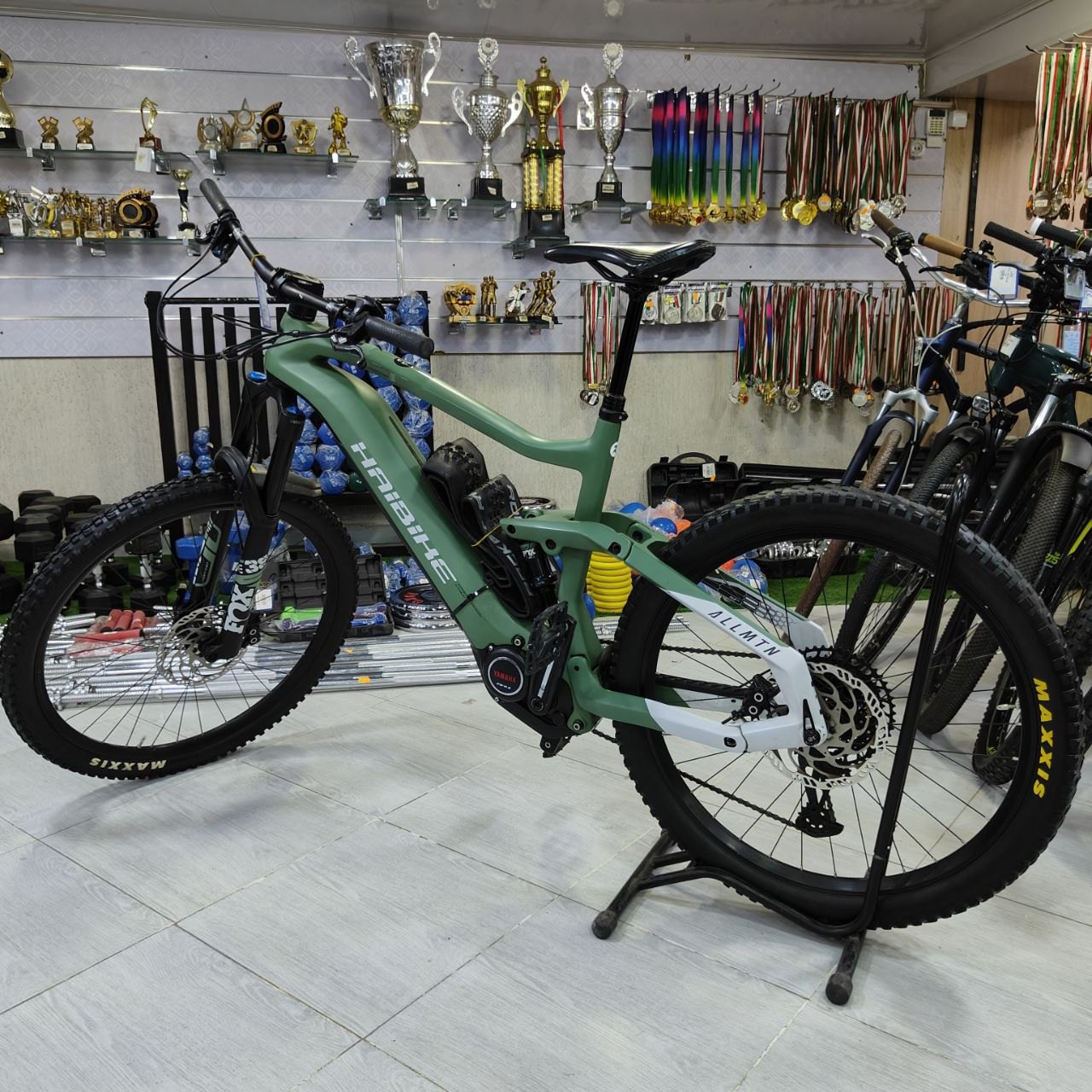 دراجة كهربائية جبلية Haibike ALLMTN بمحرك Yamaha | Haibike ALLMTN Electric Mountain Bike with Yamaha Motor