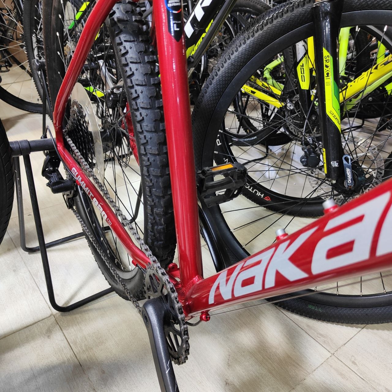 دراجة جبلية Nakamura (أحمر داكن) | Nakamura Mountain Bike (Dark Red)