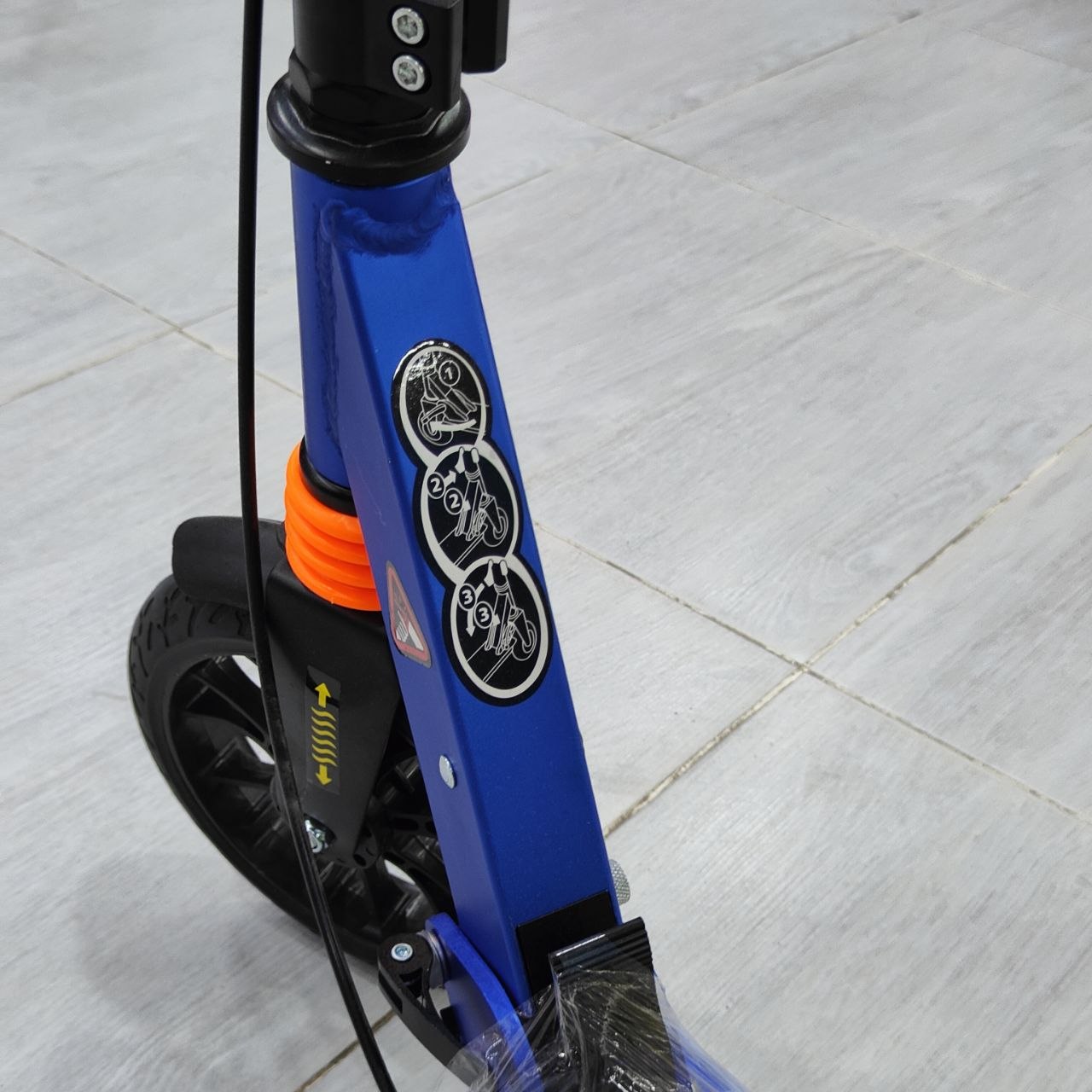 تروتينات City Riding قابل للطي بعجلات كبيرة – أزرق | City Scooter