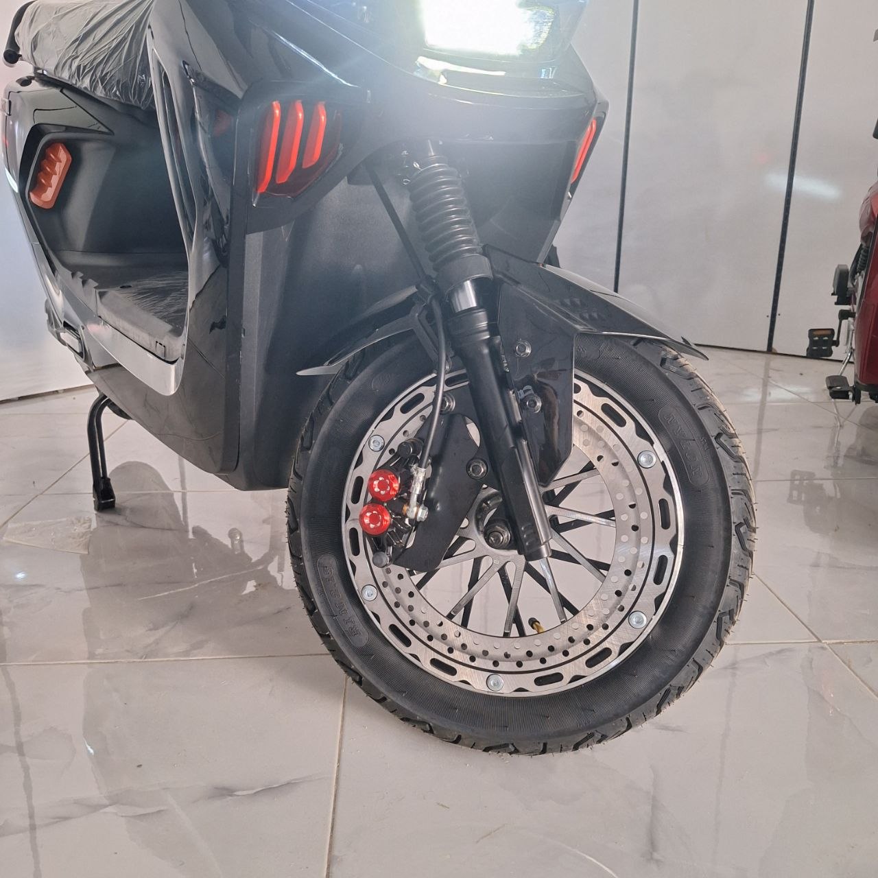 دراجة كهربائية SCOOZER NINJA بمحرك 1200 واط وبطارية ليثيوم 60V | Electric Scooter