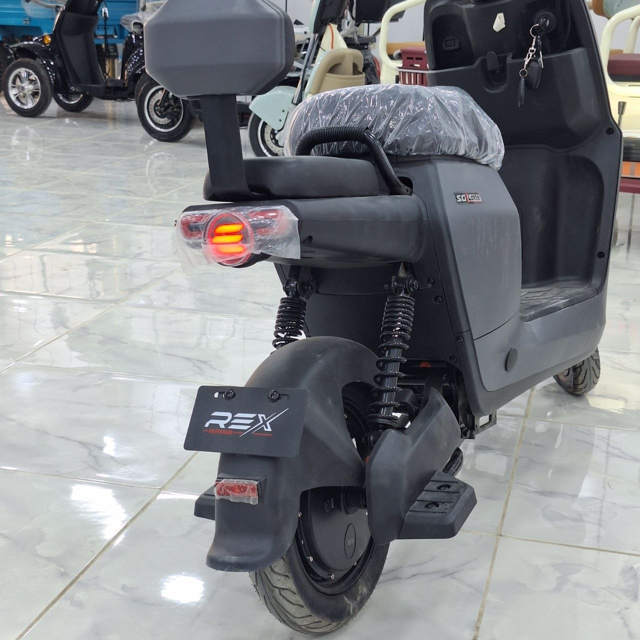 موطو كهربائية REX VENTI3 بمحرك 500 واط وبطارية أسيد | Electric Moto